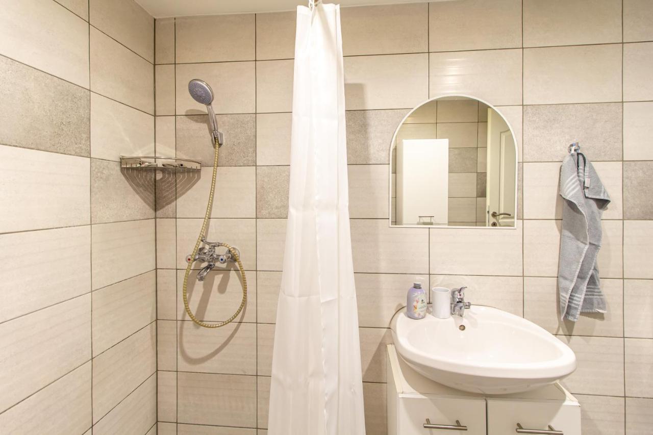 Deli Terasz A Apartman Free Parking, Self-Check-In Anytime Győr Buitenkant foto